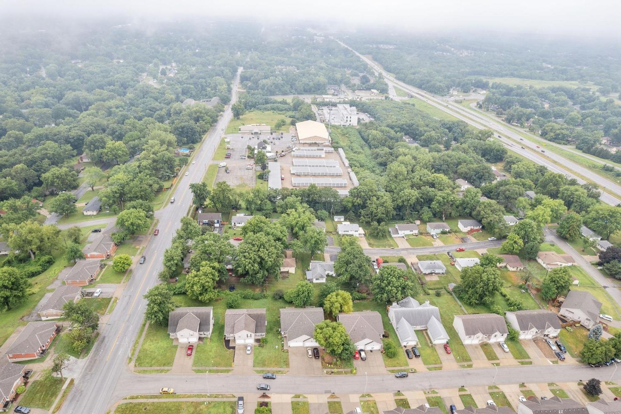 Beautiful Townhome 11 Minutes To Downtown Townhouse Kansas City Exterior photo